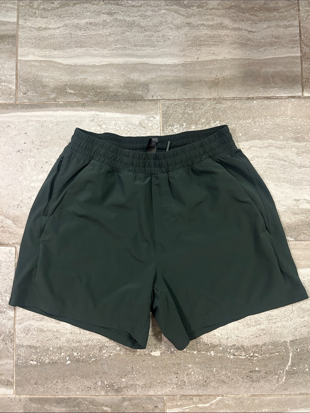 lululemon athletica Men's Dark Green Pace Breaker Shorts